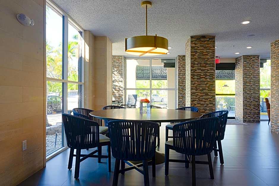 The Palms Inn & Suites Miami, Kendall, FL