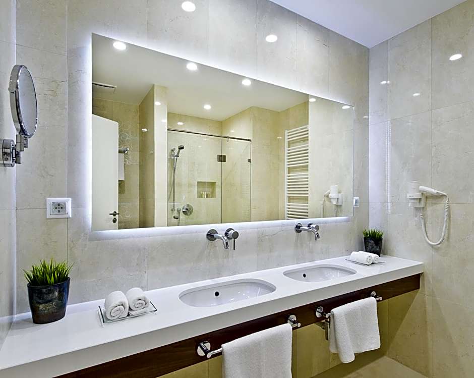 Adele Boutique Hotel