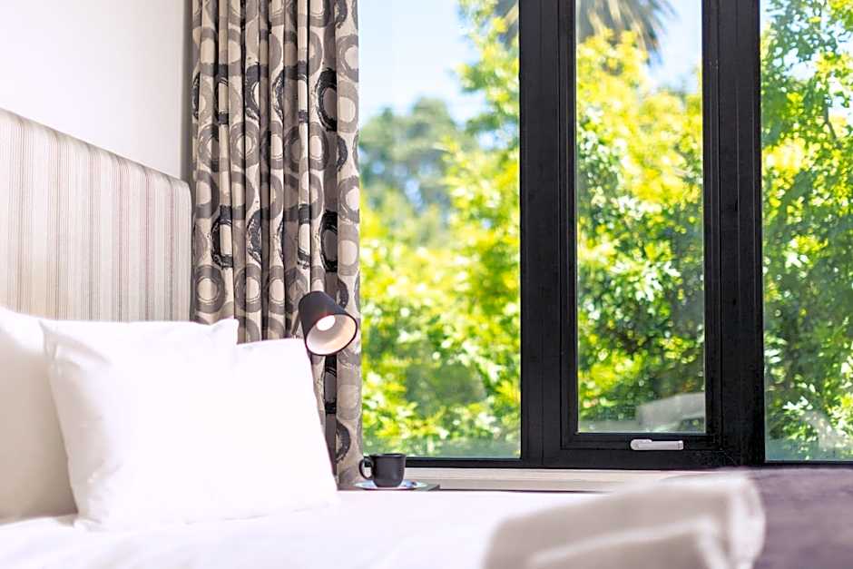 Comfort Hotel East Melbourne