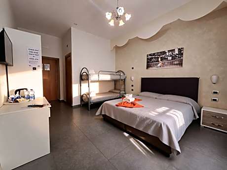 Comfort Quadruple Room