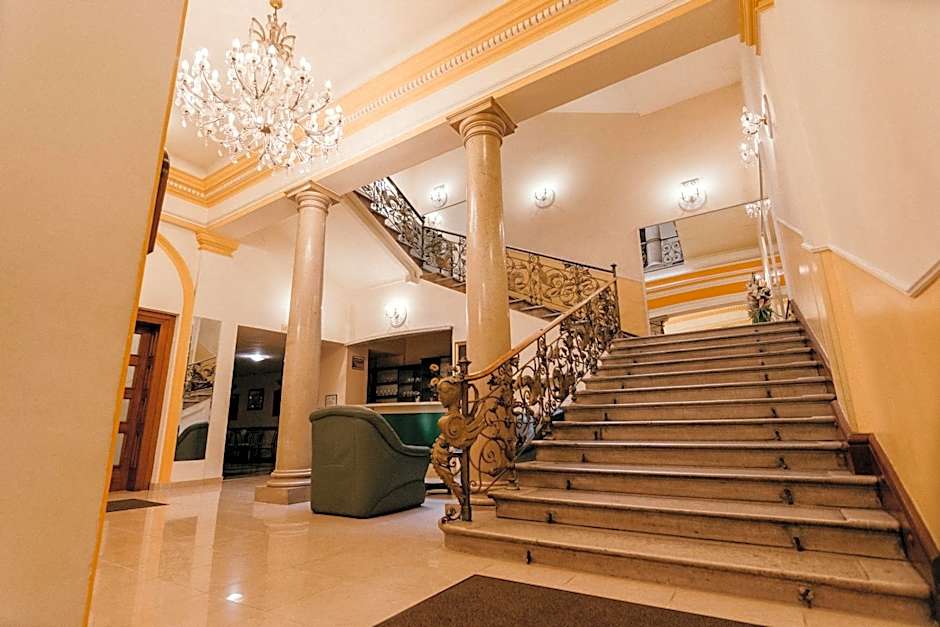 Tisza Hotel