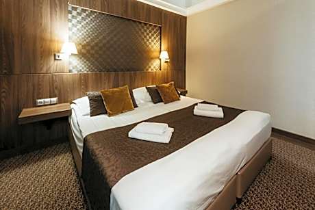 Double Room with Extra Bed