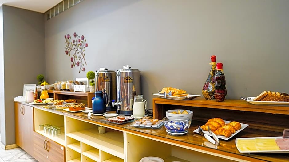 Altezza Apart Suites