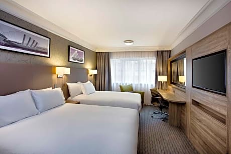 TWIN GUEST ROOM - COMP WIFI/COFFEE-TEA FACILITIES/40 INCH HDTV - 23 SQM/IRON AND BOARD/LAPTOP SAFE/AC -