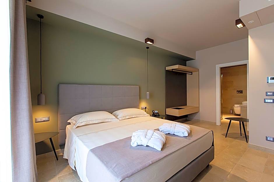 Charme SIMON BOLIVAR