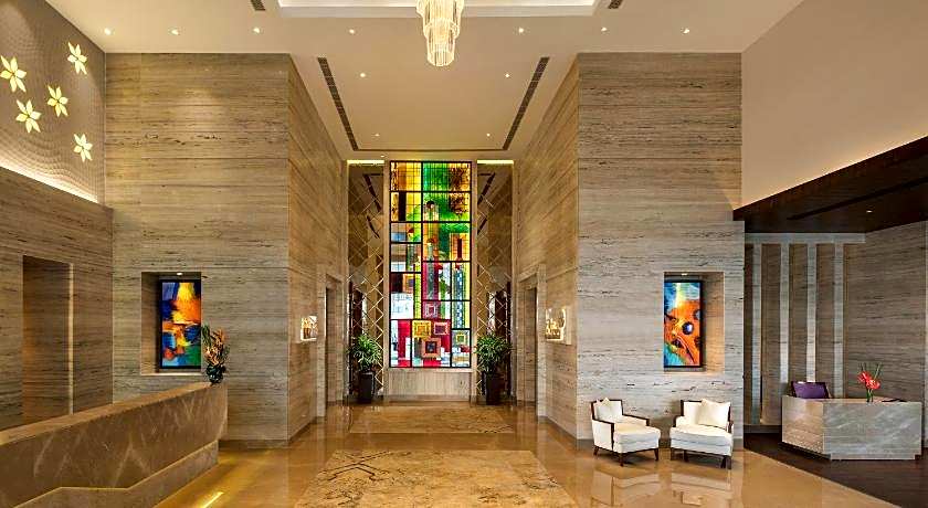 Sandal Suites Op. By Lemon Tree Hotels