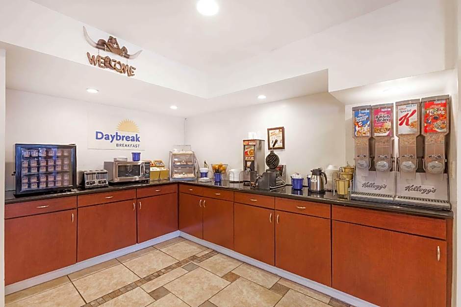 Days Inn Austin University Dwt – Austin, TX