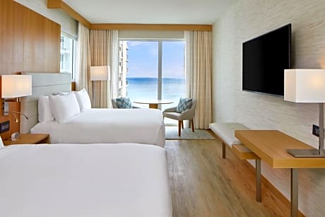 Corner Guest room with 2 queen bed, ocean view
