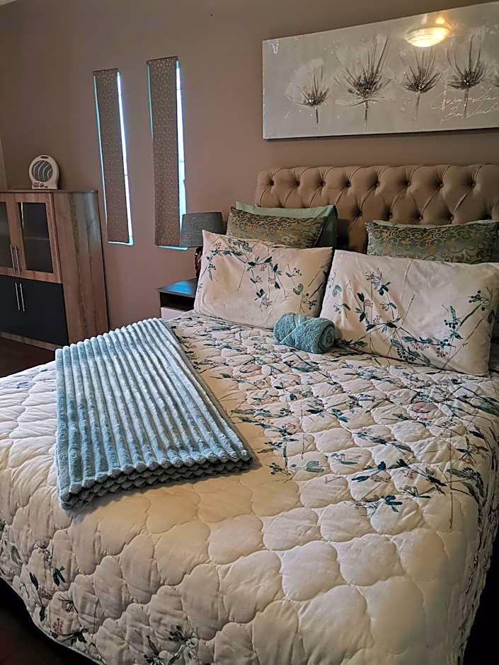 DR M BEAUTY LOUNGE AND GUEST HOUSE