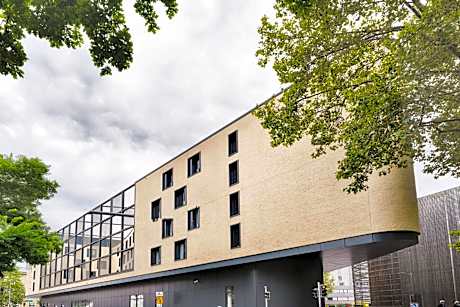 Premier Inn Heilbronn City Centre