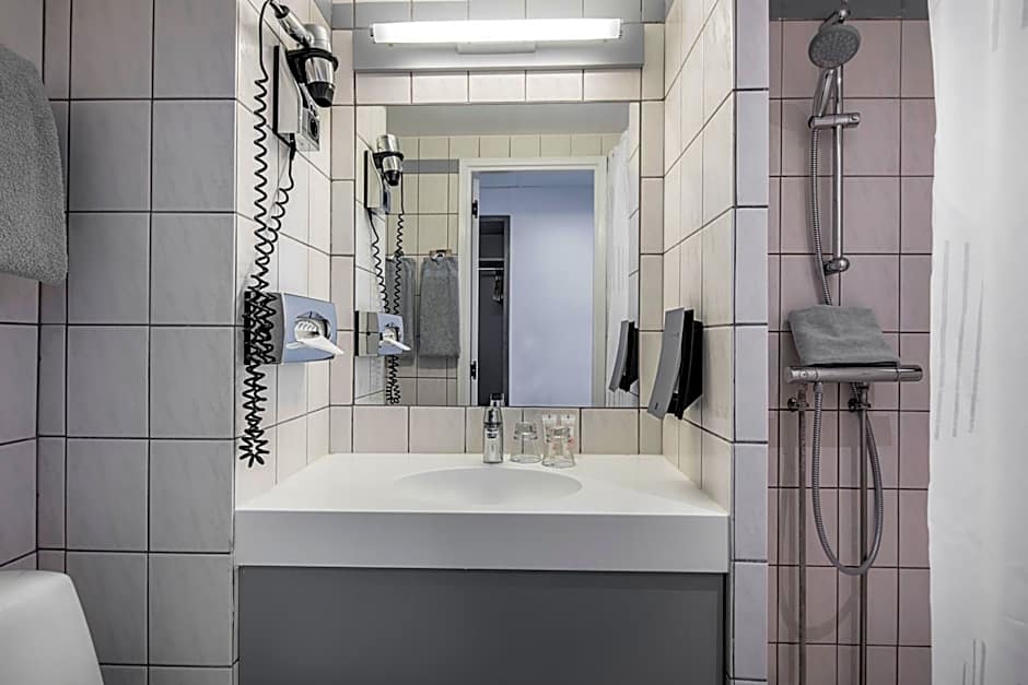 Best Western Plus Airport Hotel