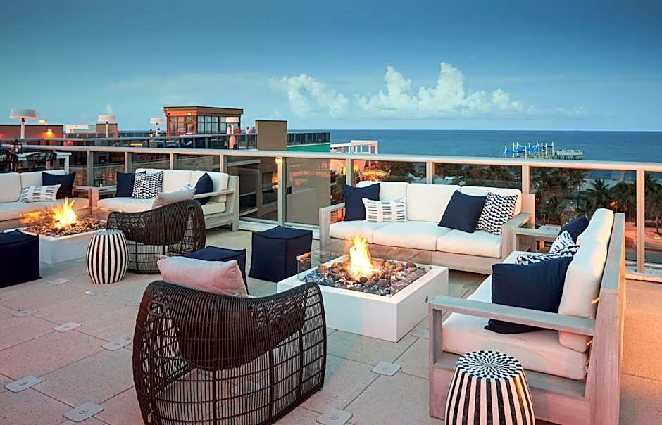 Tru By Hilton Pompano Beach Pier, FL