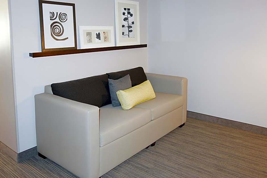 Country Inn & Suites by Radisson, Dahlgren-King George, VA