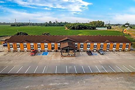 Super 8 by Wyndham Marston