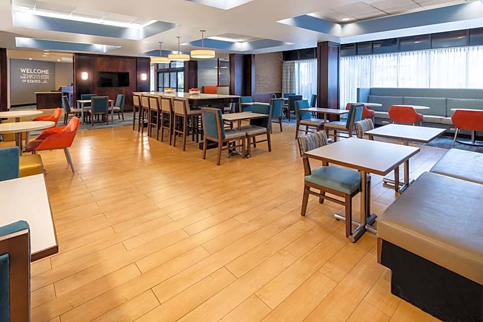 Hampton Inn By Hilton Manassas