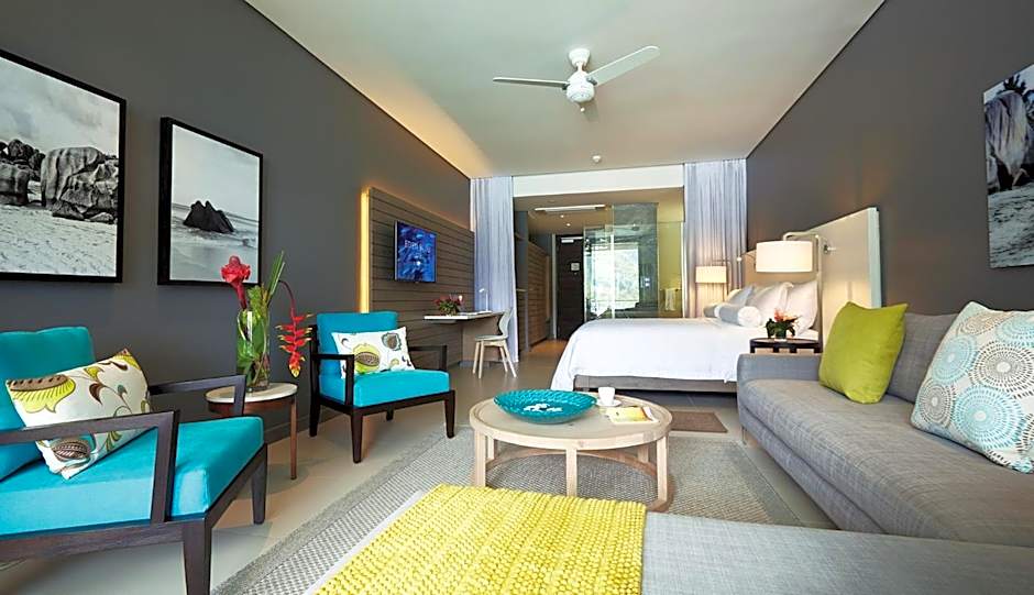 Eden Bleu Hotel