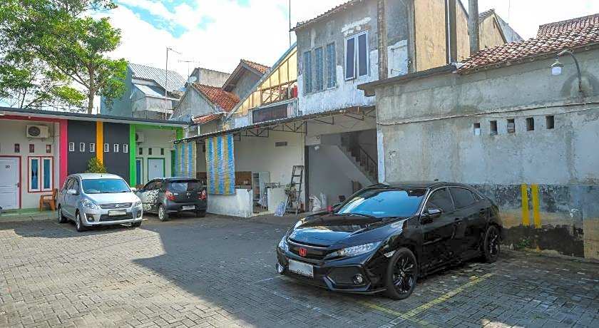 RedDoorz Syariah near Alun Alun Kebumen