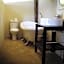 Caracal Lodge