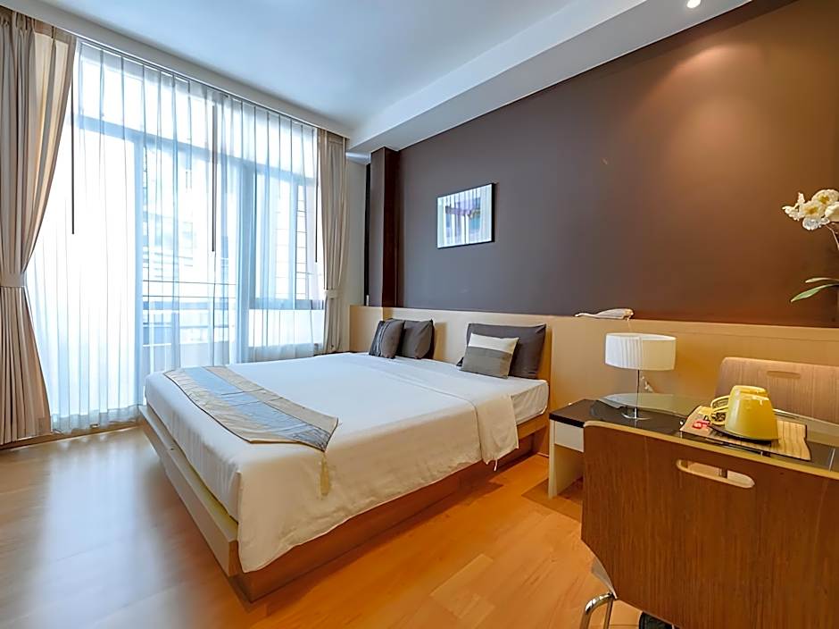 Silom Convent Garden Hotel