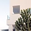 Christopher's Sandy Beach Suites