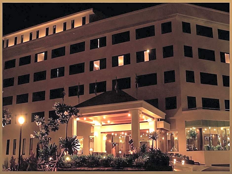 Sri U-Thong Grand Hotel