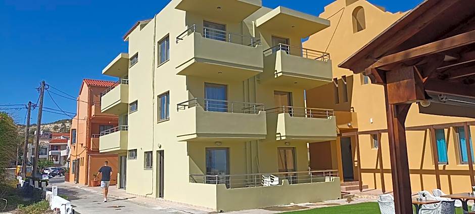 Vetoulas Suites n Studios in Stalos beach