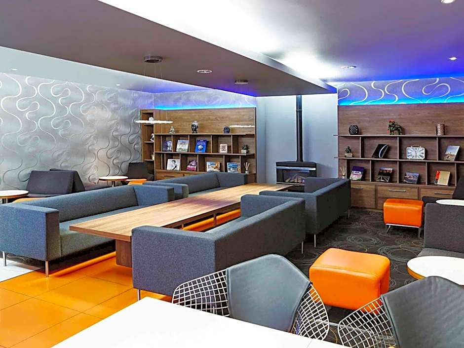 Novotel London Waterloo Hotel