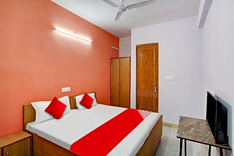 Hotel O Wamson Living Classic