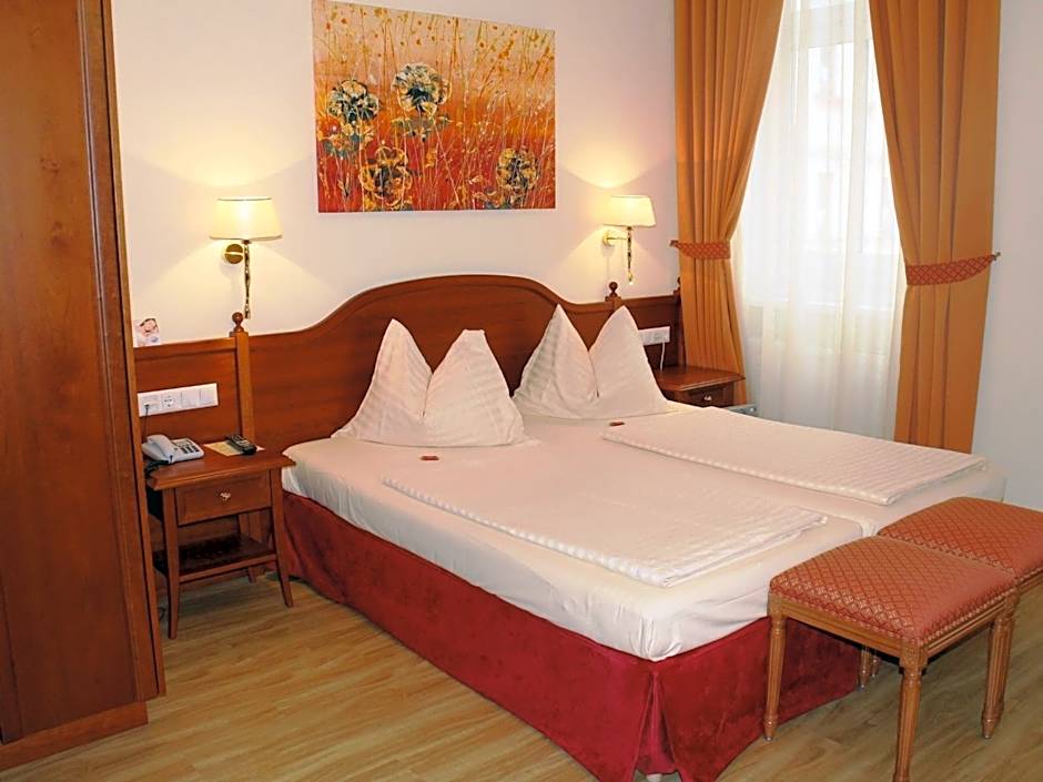 Altstadt Hotel Mosser Villach mit Parkplatz