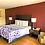 Red Roof Inn & Suites Cleveland, TN