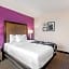 La Quinta Inn & Suites by Wyndham Baltimore Bwi Airport