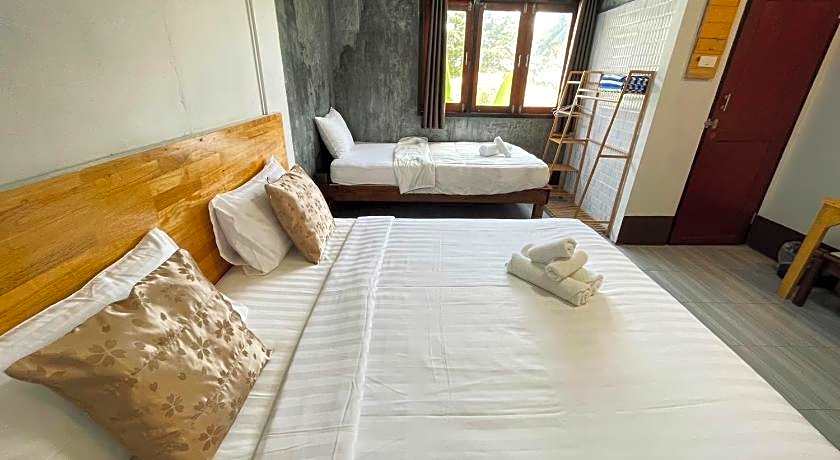 Mookboonchu Guest House, Kohmook, Trang