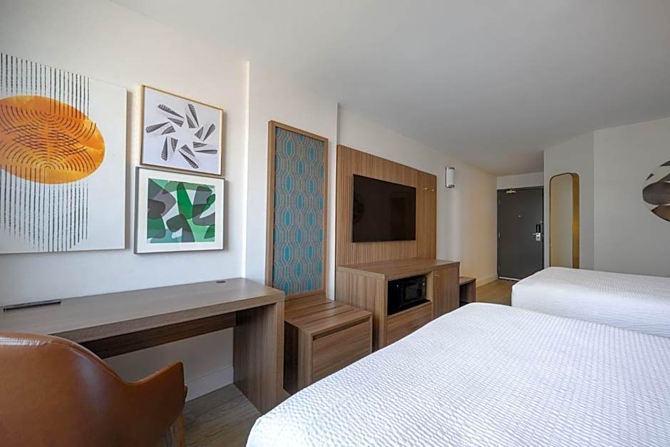 Holiday Inn & Suites Winnipeg Downtown By IHG