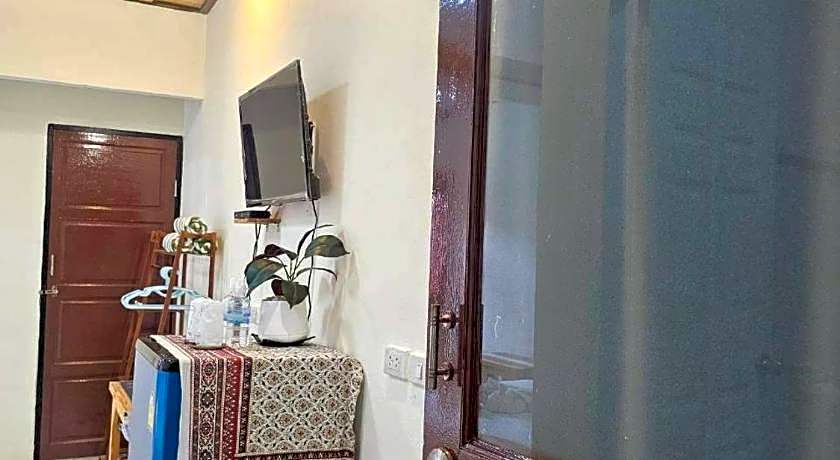 Mookboonchu Guest House, Kohmook, Trang