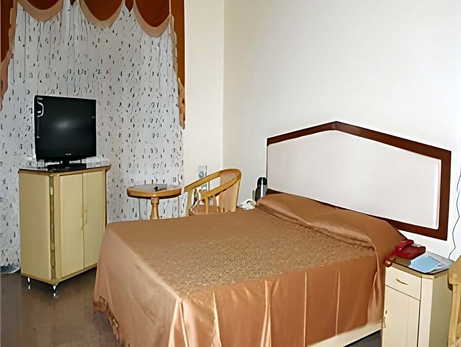 Hotel IK London Residency