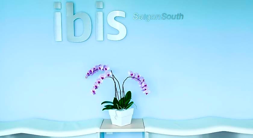 Ibis Saigon South Hotel