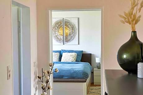 Work from Home 2BR, FREE parking,Netflix,Near BASF