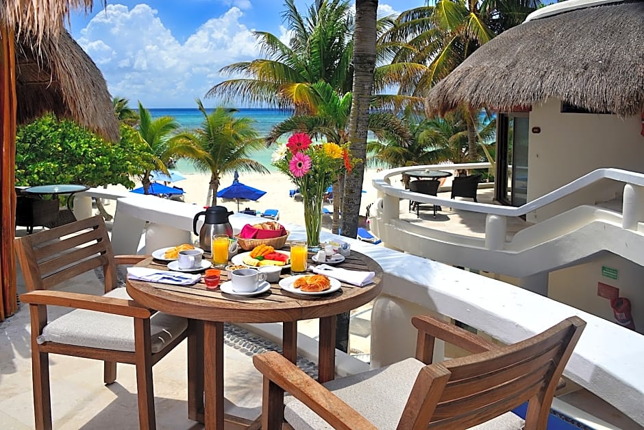 Playa Palms Beach Hotel