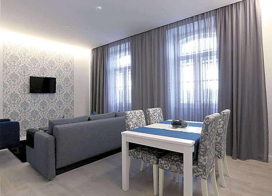 Riversuites