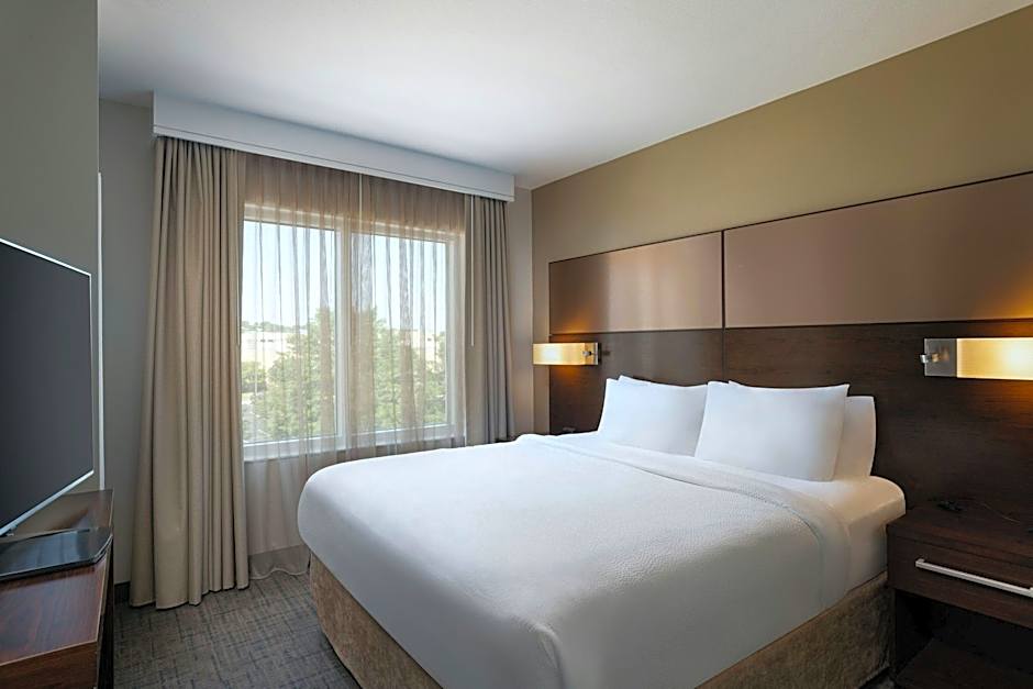 Residence Inn by Marriott Omaha Aksarben Village
