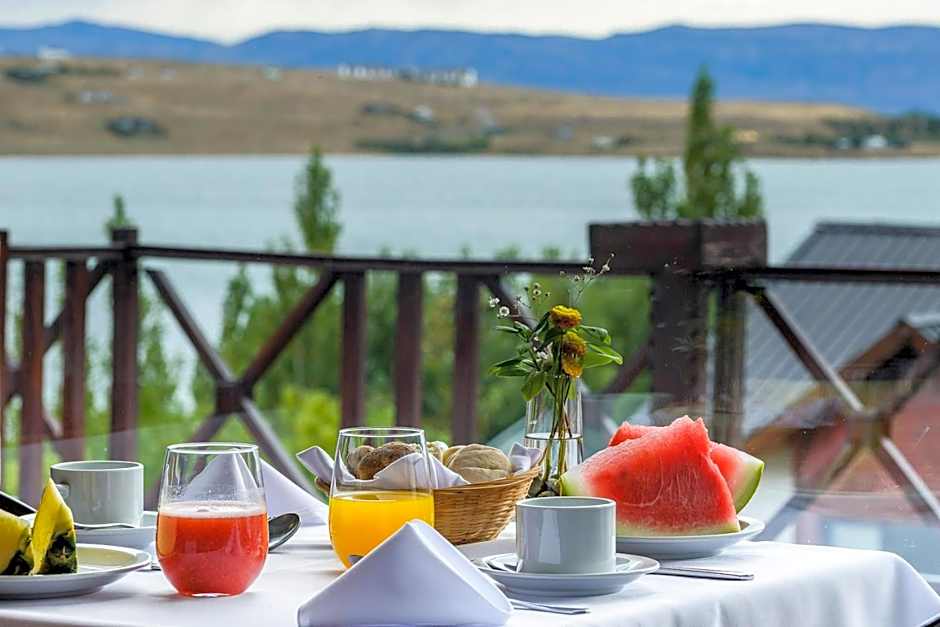 Xelena Hotel & Suites