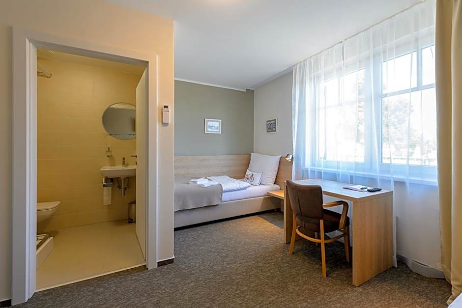 Photo 1 of 5 of Standard 2 Beds