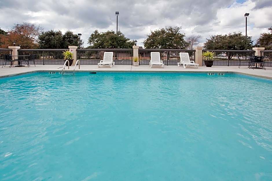 Holiday Inn Express Hotel & Suites Morehead City By IHG