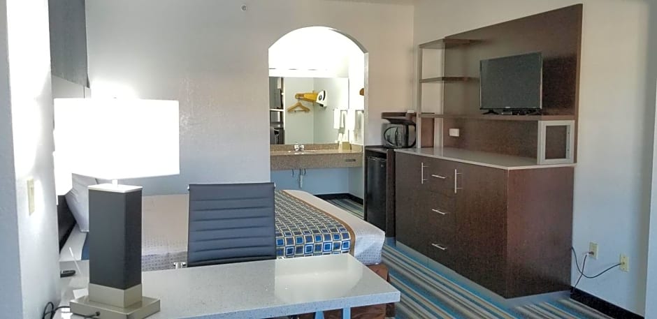 HomeBridge Inn and Suites