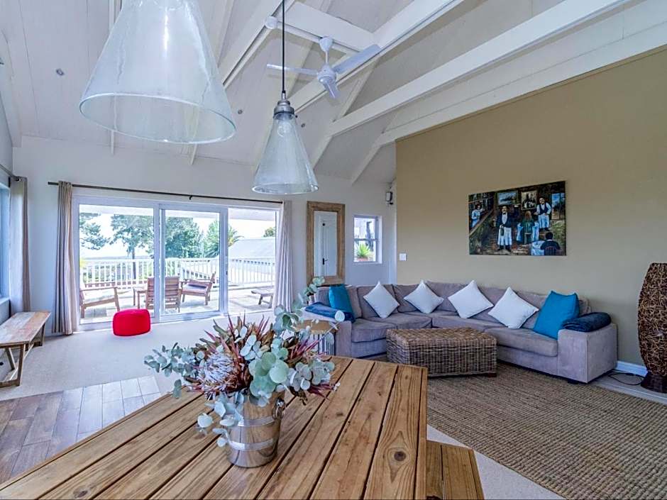 Explorer Guesthouse