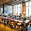 Cambria Hotel Boston Somerville
