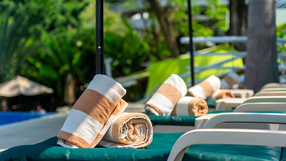 Holiday Inn Express & Suites Cuernavaca By IHG