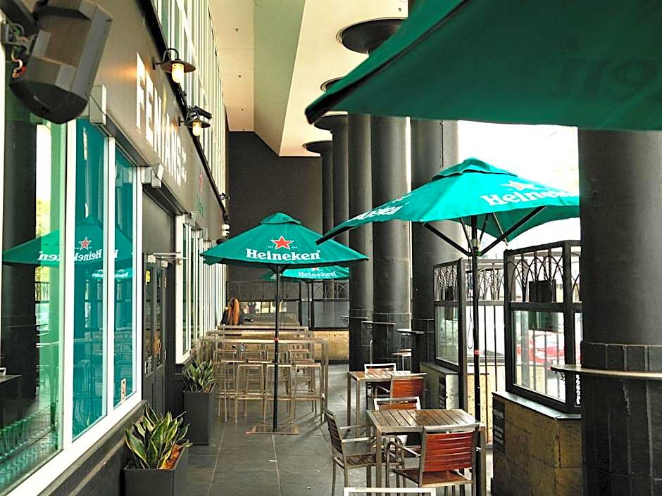 Novotel Langley Perth