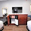 SeaSide Inn & Suites