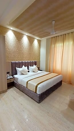HOTEL AMBER CONTINENTAL